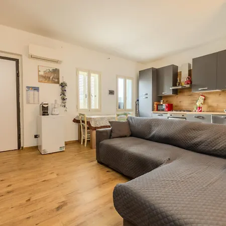 Ad House Lägenhet
